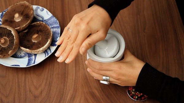 Smash - rotation grind mortar pestle