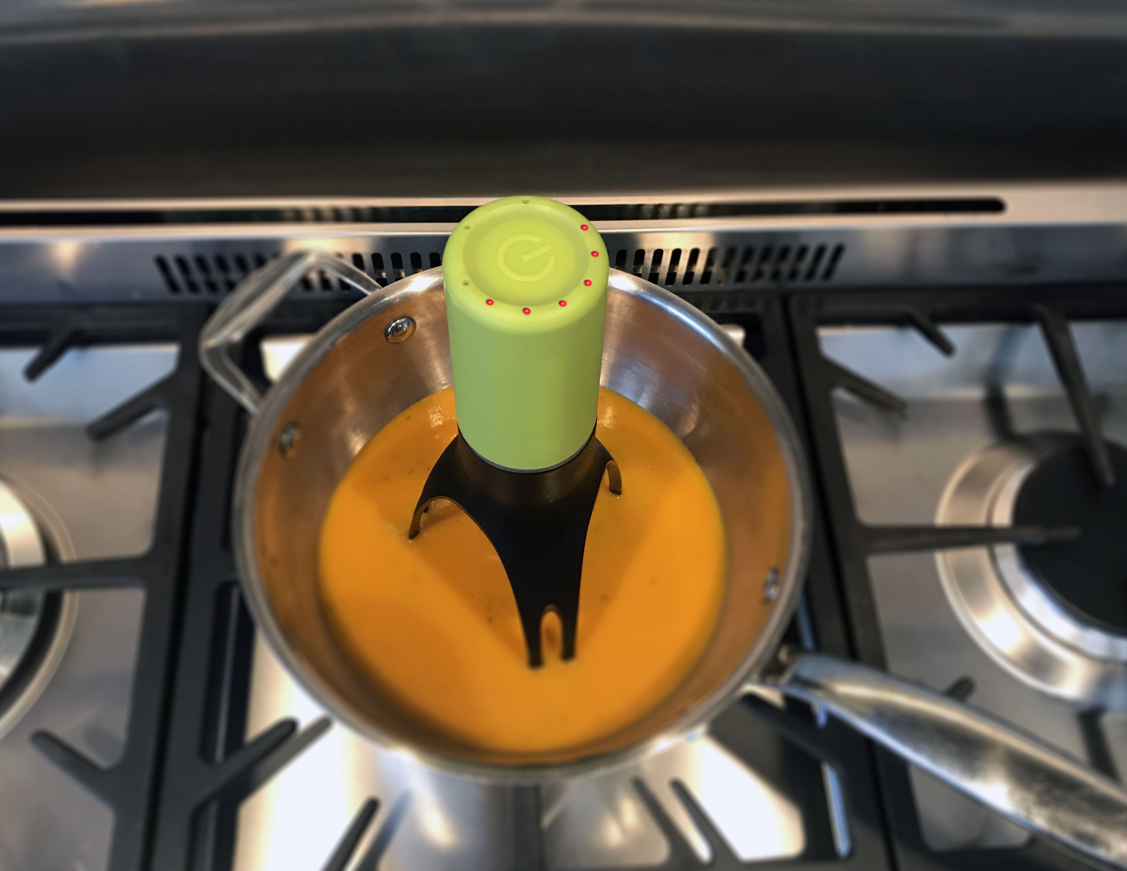Stirr+ USB Rechargeable automatic sauce stirrer – üutensil