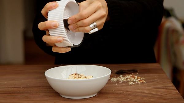Squish moulded garlic crusher ginger grater