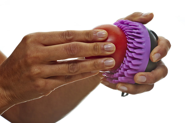 Scrrub - vegetable brush with 2 way silicone bristles
