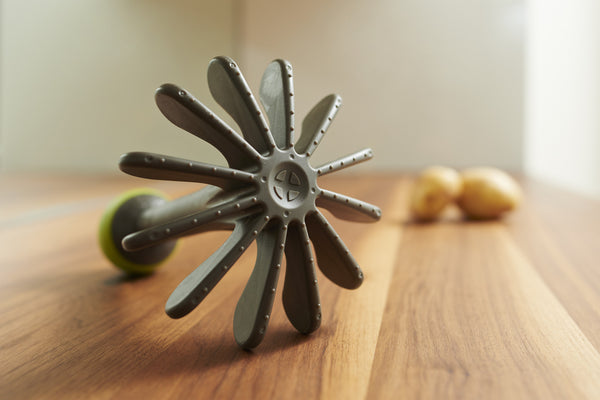 Spudnik - innovative rotation potato masher