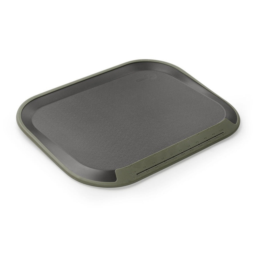 Tilt - angled non-slip chopping board – üutensil